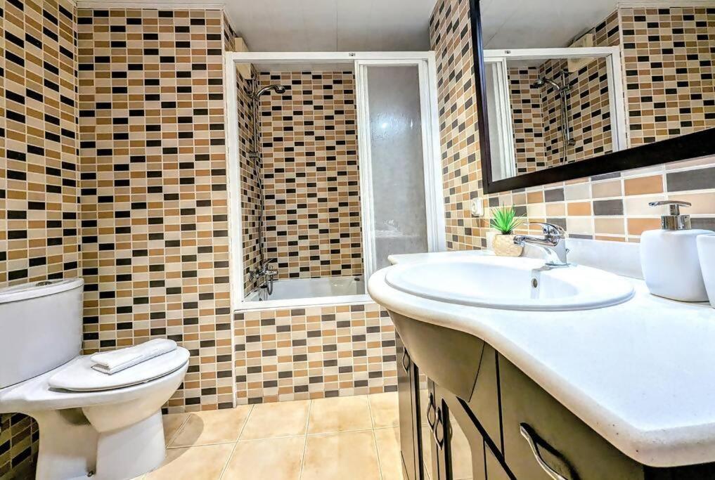 Apartamento Piscina En Platja Daro By Host&Joy ปลาตจาดาโร ภายนอก รูปภาพ